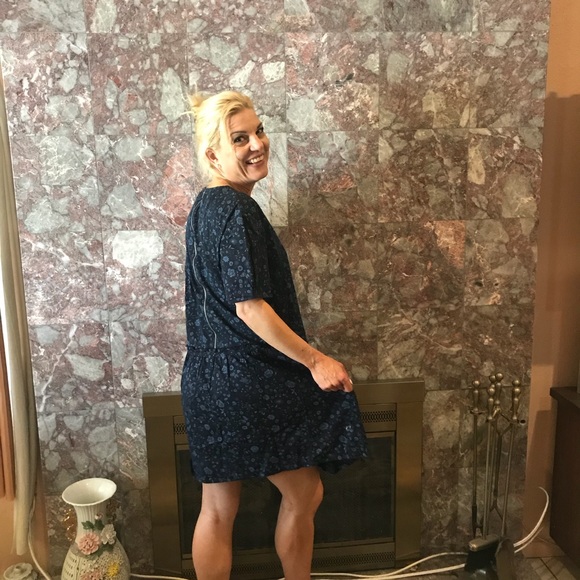 Love gap spring sale 🌺 🐣 🌷 - Picture 4 of 8